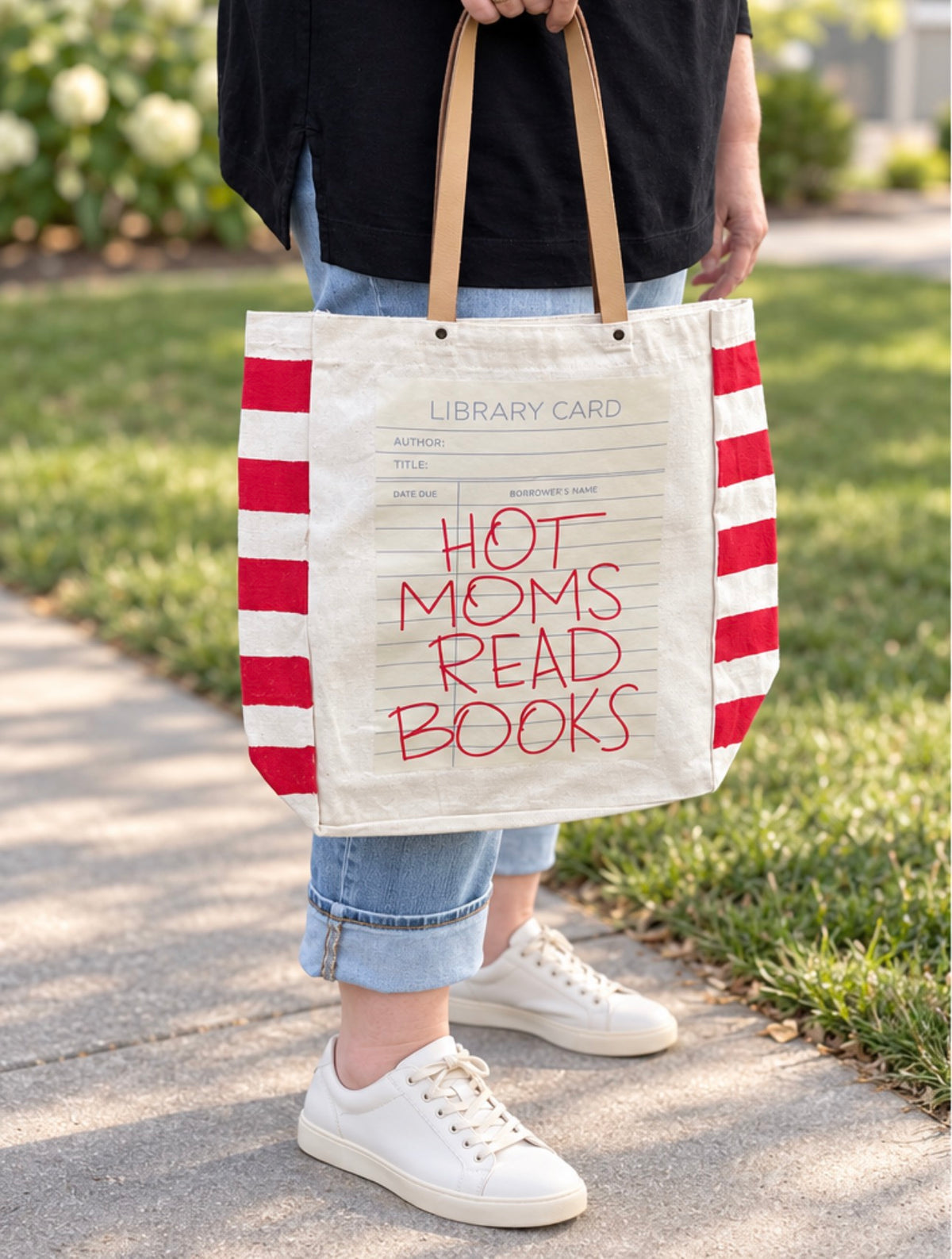 Hot Moms Read Books Bag
