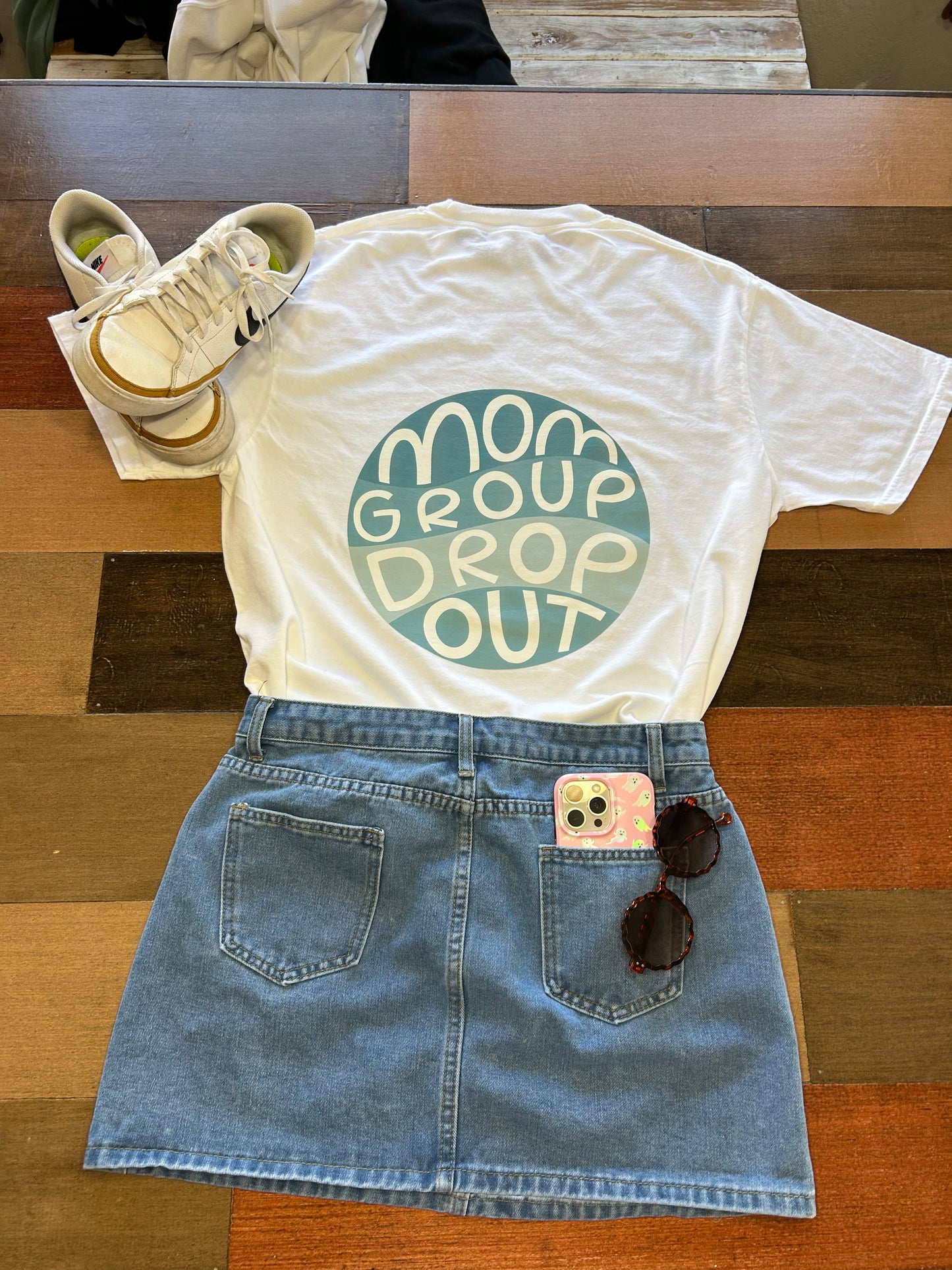 Mom Group Drop Out - (adult)